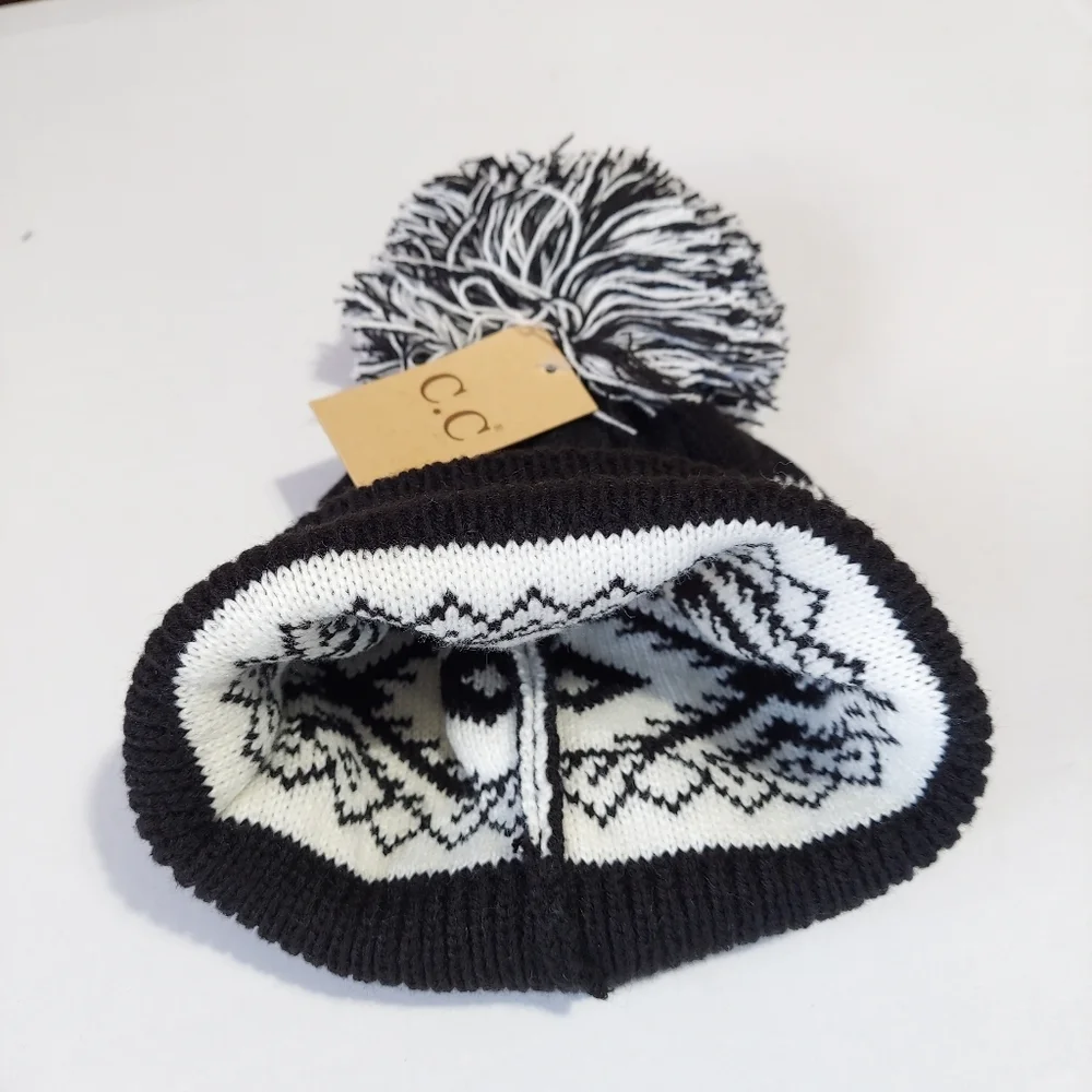 Beanie Women's Black Soft Warm knitted Hat With Pom Pom Acrylic